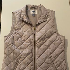 Old Navy beige vest size M